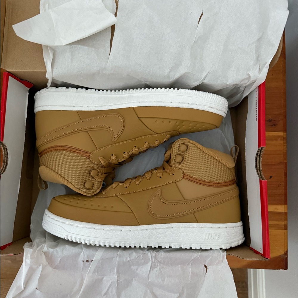Nike court vision MD WNTR sz 8.5 men